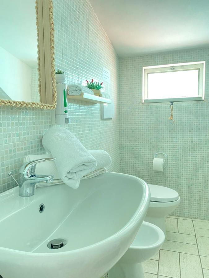 Blu Airport Room Fiumicino Ngoại thất bức ảnh